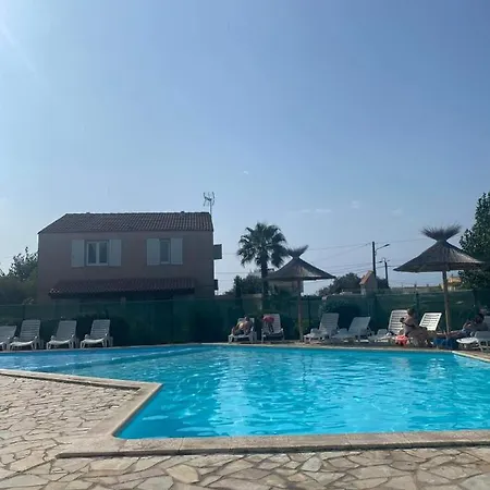 Maison Les Marines Helios Ferienhaus *